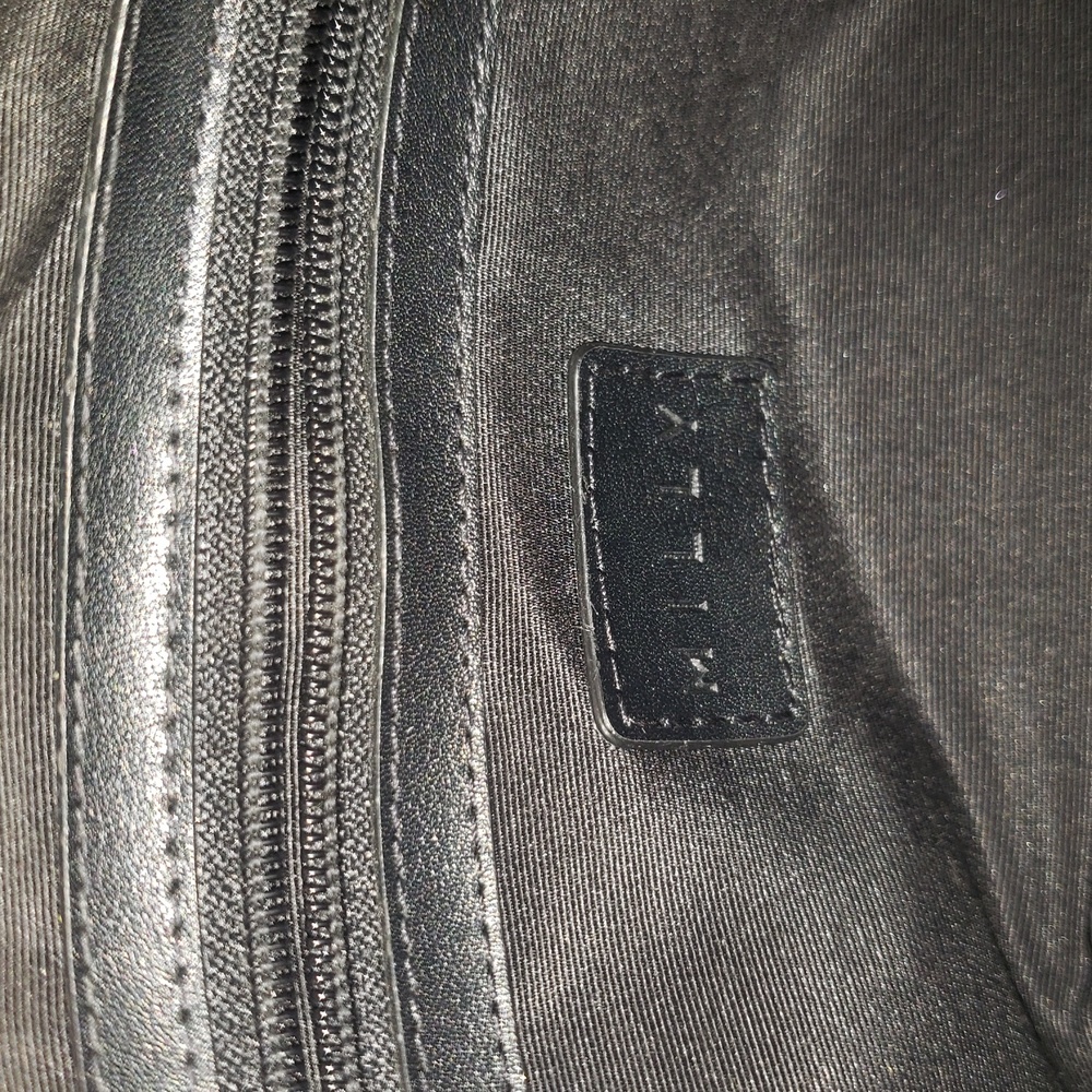 Milly Embossed Cream Lambskin Bag - Picture 6 of 10